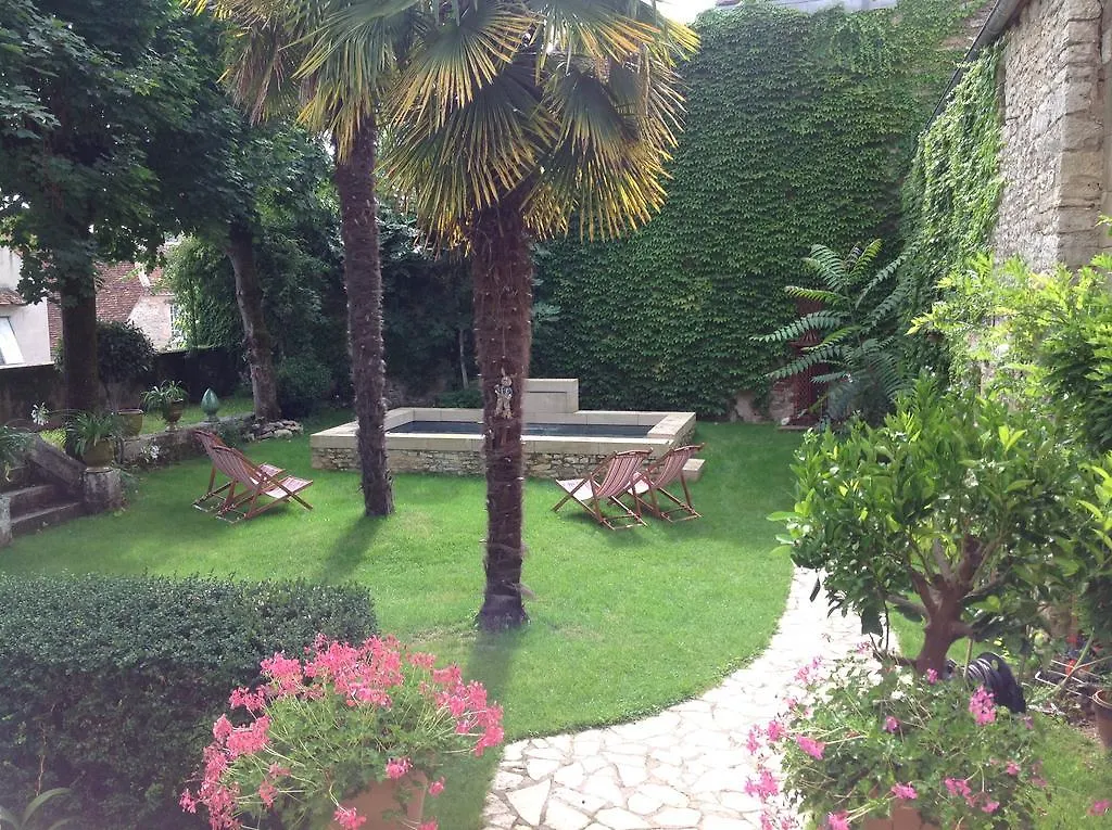 La Devinie Bed & Breakfast Martel